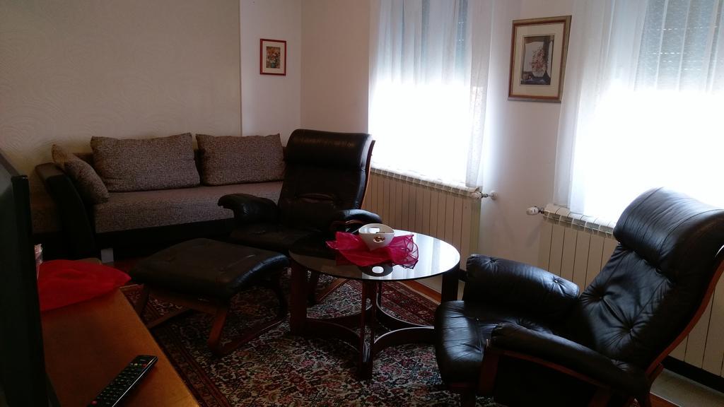 Apartment Krsmanovic Aranđelovac Eksteriør billede