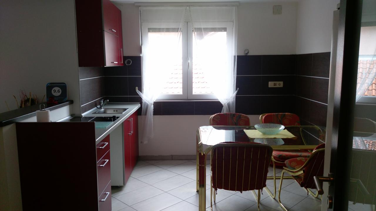 Apartment Krsmanovic Aranđelovac Eksteriør billede